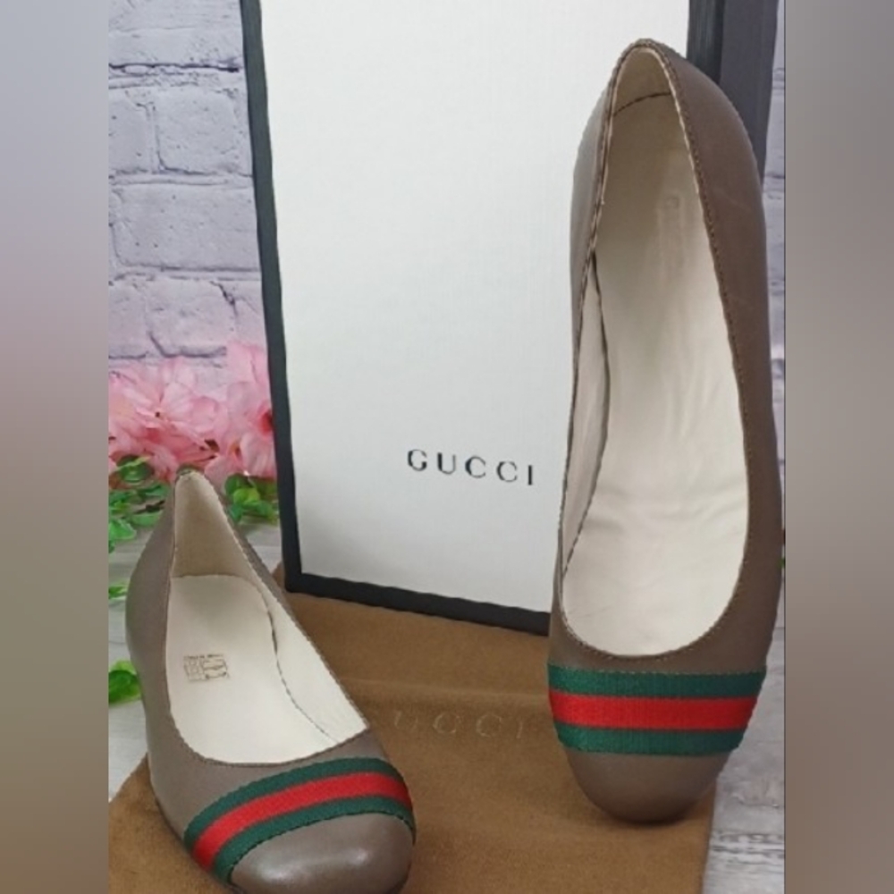Gucci Vintage Classic Ballet Flat- Never Worn - Picture 3 of 13